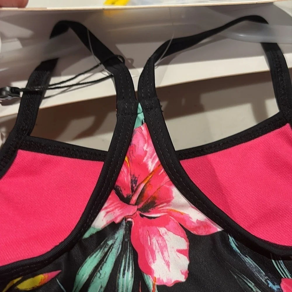 Hurley - Girls One Piece Bathing Swim Suit. Razor Back. UPF 50. Size 5/6. NWT